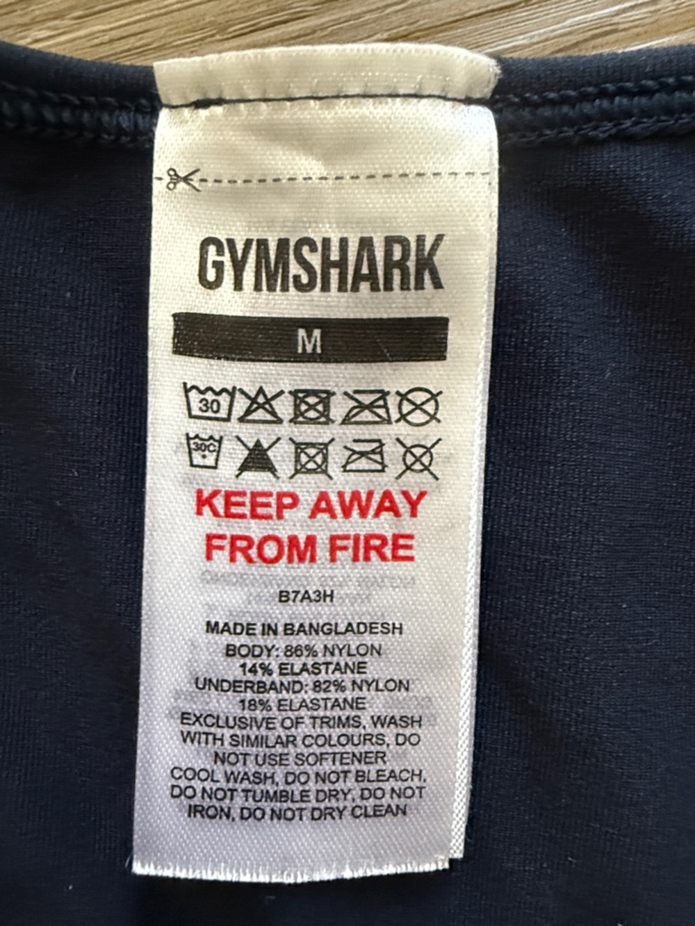 Gymshark Navy Everyday Seamless V-Neck Racerback Crop - Picture 3 of 3